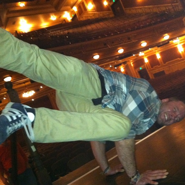 928965_901436733234629_1711140120_n